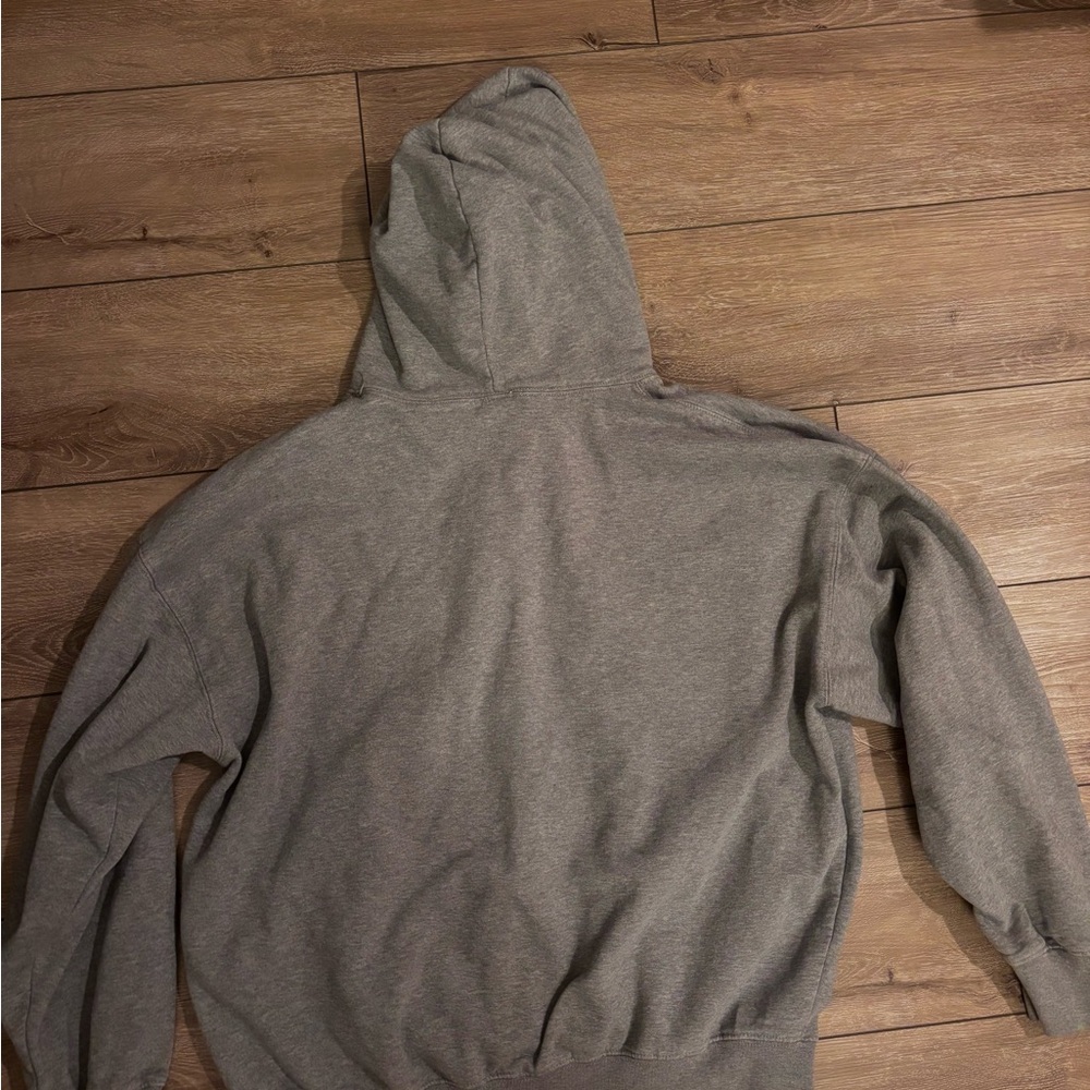 Brandy Melville Hoodie - Picture 3 of 3